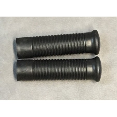 Adaptable 135mm rubber grip handles
